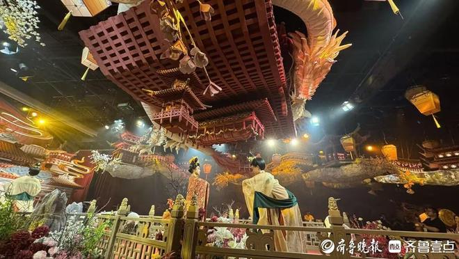 旅解锁甜蜜经济青岛邮轮母港打造网红打卡地j9九游真人游戏第一品牌婚姻登记+邮轮文(图6)